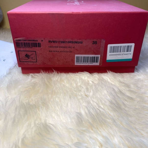 New authentic Roger Vivier Pumps - Picture 5 of 14